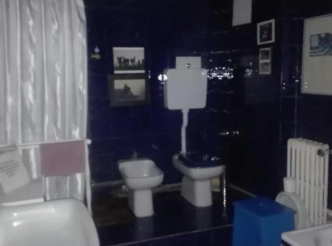 Bandabrisca 住宿加早餐酒店 *